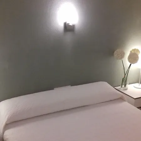 Hotel Q