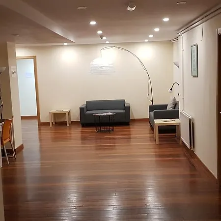 Hotel Q 2*