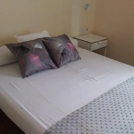 Hotel Q