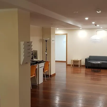 Hotel Q