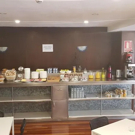 Q Hotel 2*