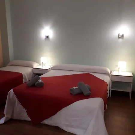 Q Hotel 2*